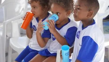 Notícia Boa: Escolas de Macaé recebem projeto sobre conscientização ambiental e água tratada